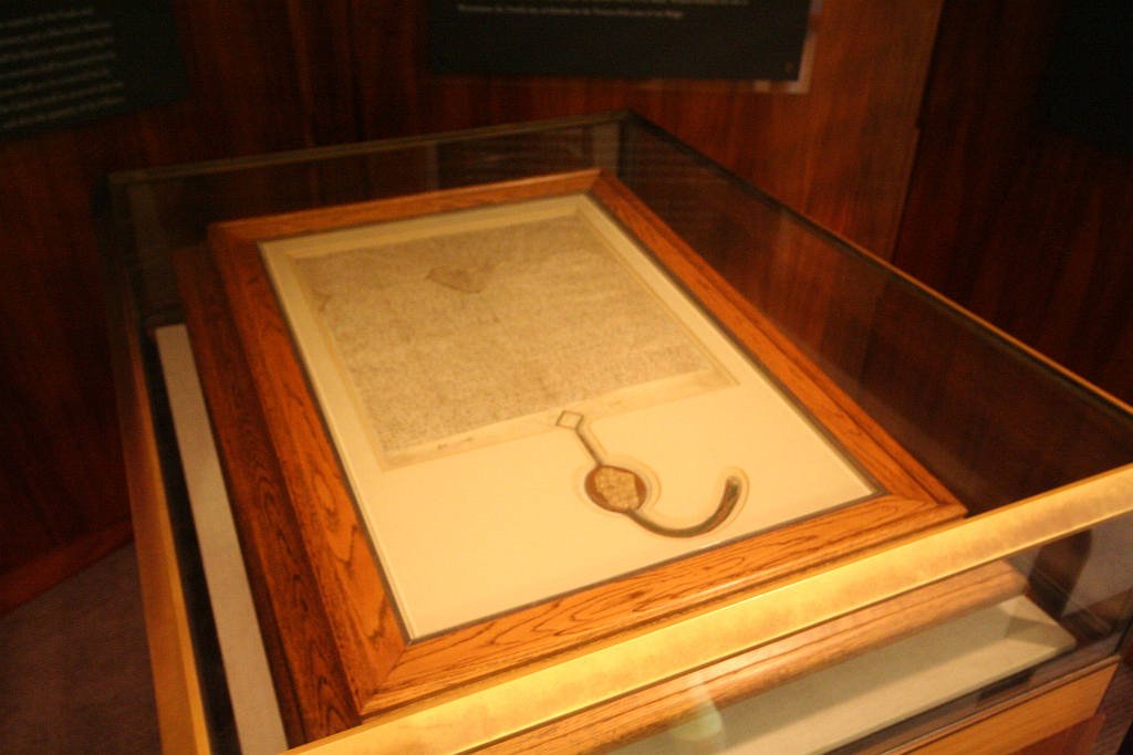 magna carta (1297 version, parliament house, canberra, australia) 20080416