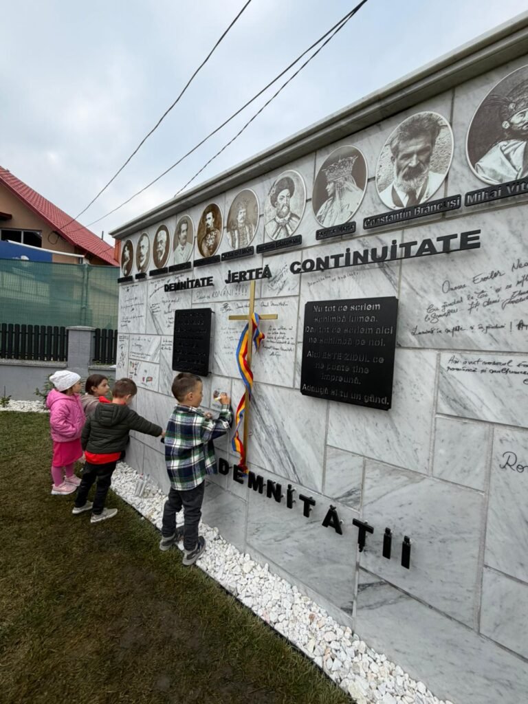 Despre Zidul Demnității Zidul Demnității - Bosanci, Suceava